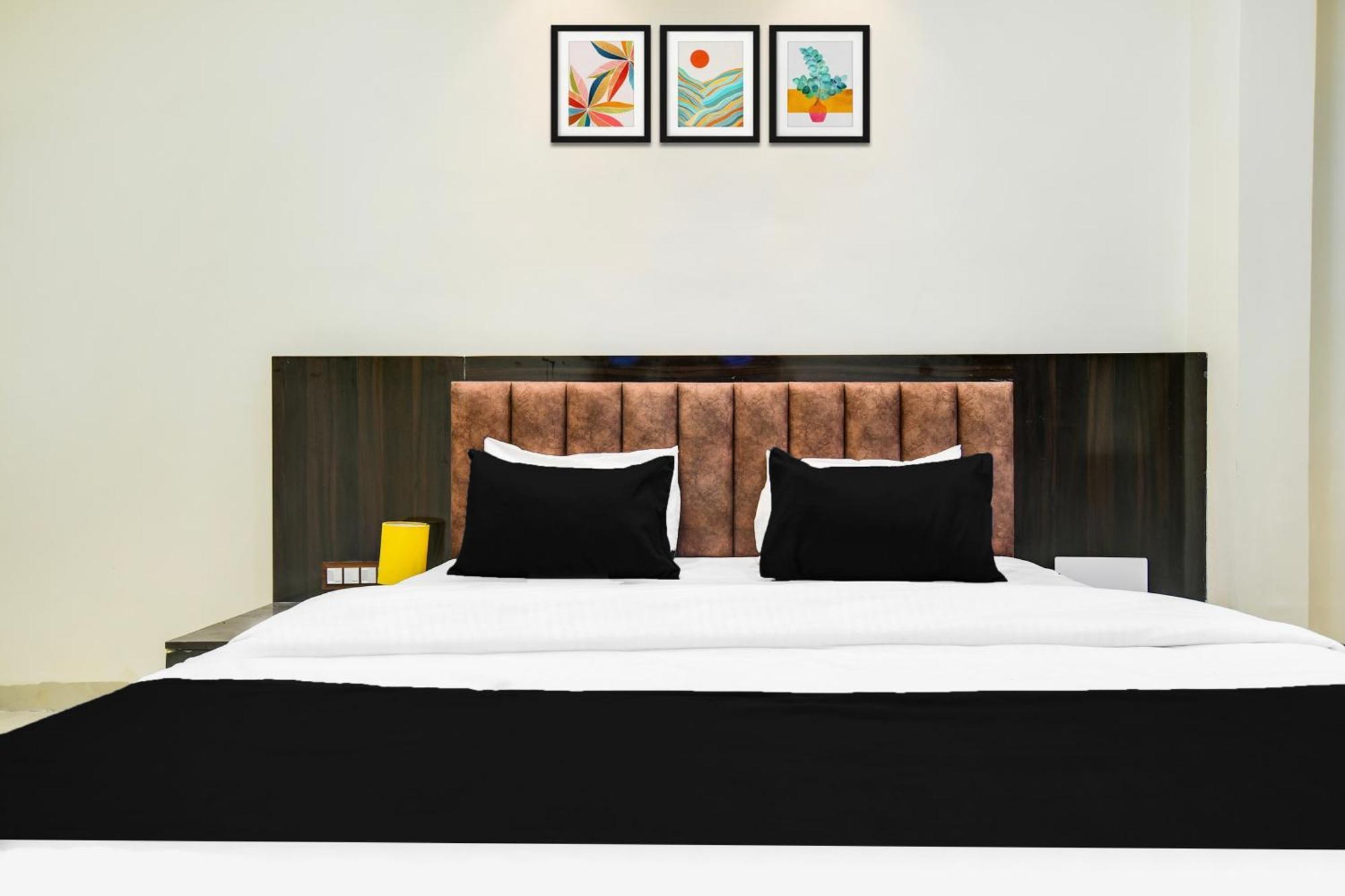 Hotel O Golden Valley